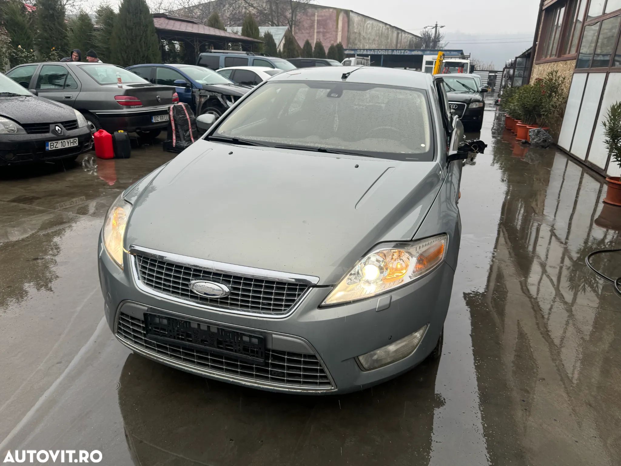 Dezmembram Ford Mondeo MK4 Break 2.0 TDCI automat - 1