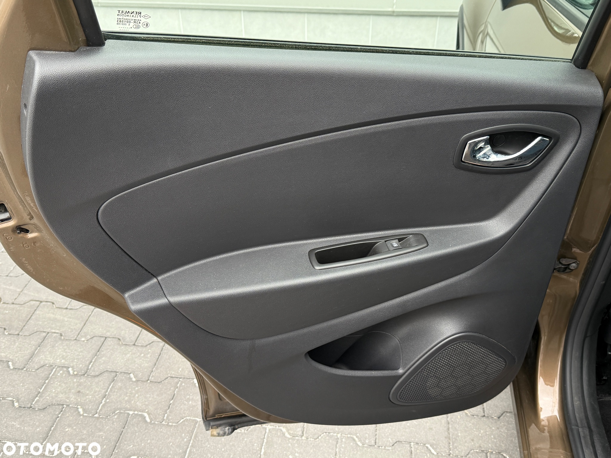 Renault Captur - 19