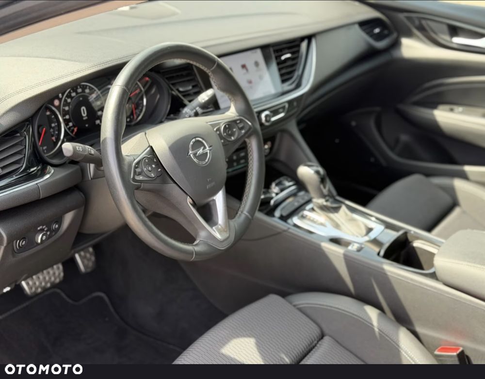 Opel Insignia 2.0 T 4x4 GSi S&S - 3