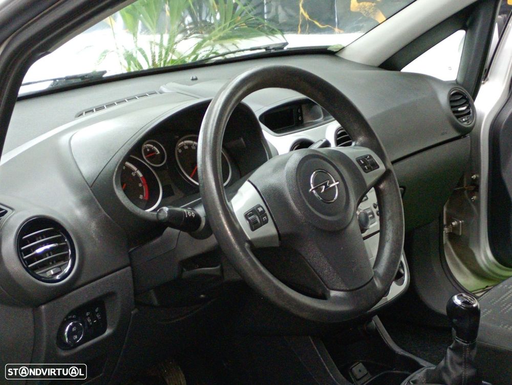 Opel Corsa 1.2 Enjoy FlexFuel - 9