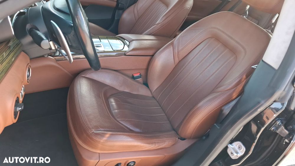 Maserati Quattroporte - 9