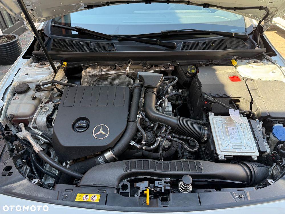 Mercedes-Benz CLA - 27