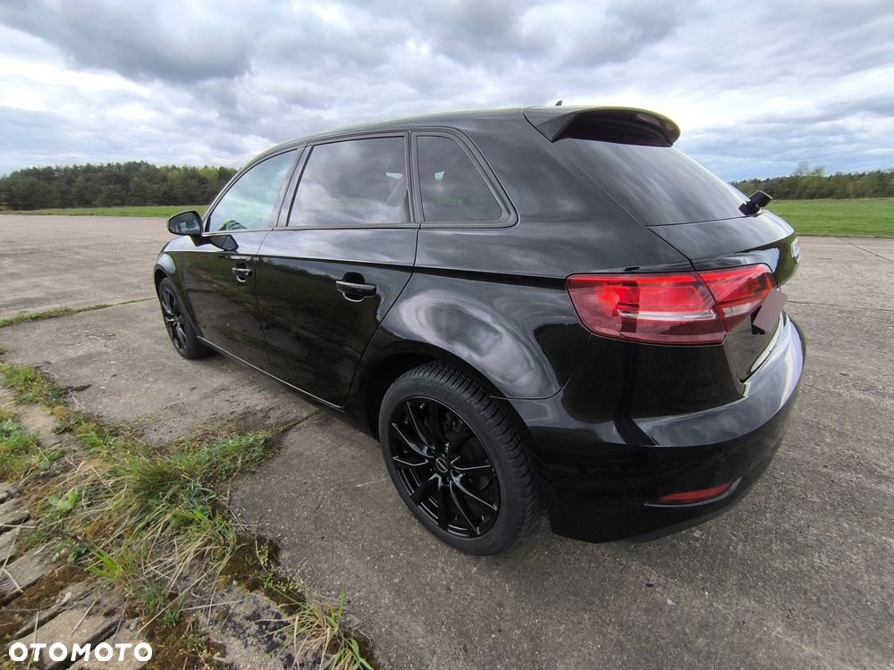 Audi A3 1.6 TDI S tronic - 11