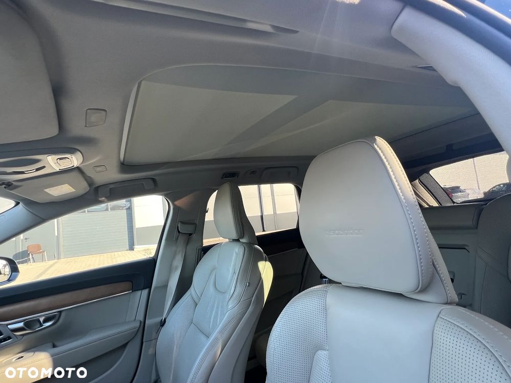 Volvo V90 - 17