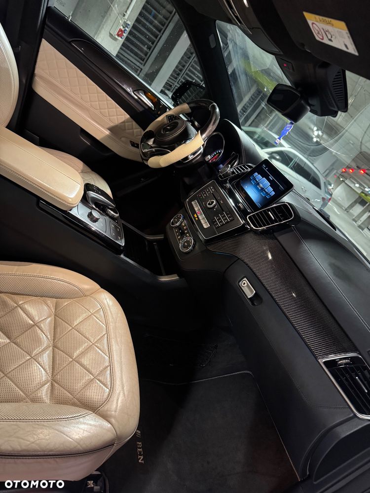 Mercedes-Benz GLE AMG Coupe 43 4-Matic - 16