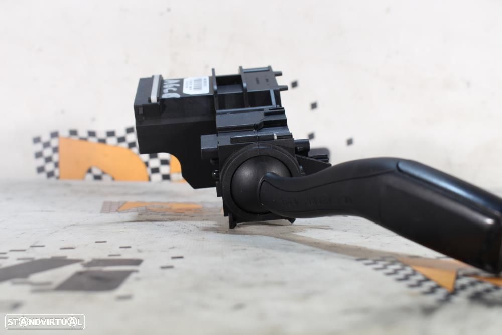 Manete Das Luzes / Piscas Audi A6 (4F2, C6)  4E0953513e / 01104601 - 4