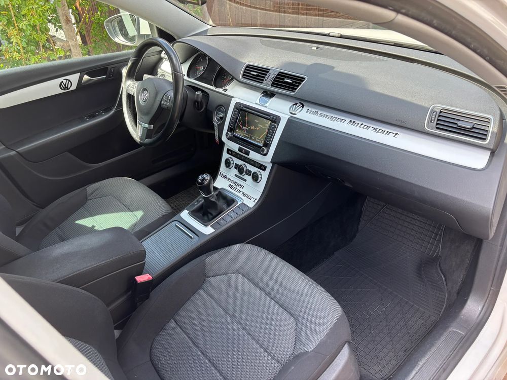 Volkswagen Passat Variant 2.0 TDI DPF Sportline - 2