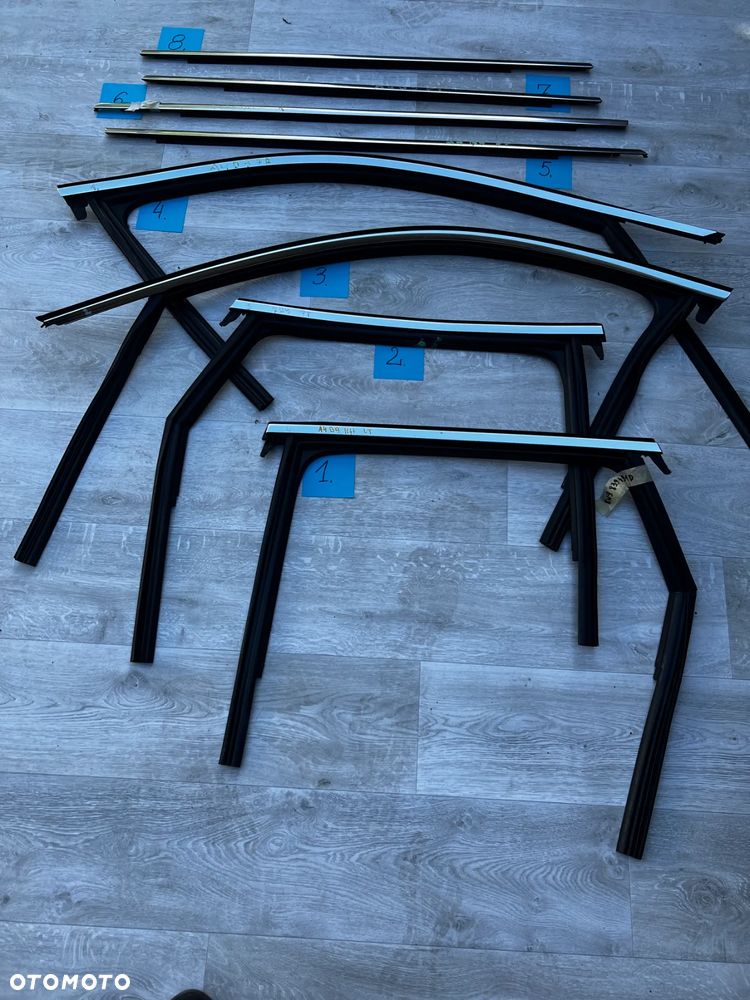 LISTWA LISTWY ZGARNIAJĄCA a4 b9 PRZÓD TYŁ PRAWA LEWA RAMKA DRZWI PRZÓD TYŁ PRAWA LEWA CHROM SHADO LINE 8W0837432 8W0837439 8W9839432 8W9839431 8W0853284 8W0853283 8W0853764 8W0853763 8W5839432 8W5839431 CENA W OPISIE - 2