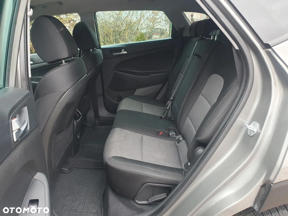 Hyundai Tucson 1.6 GDI BlueDrive Comfort 2WD - 10