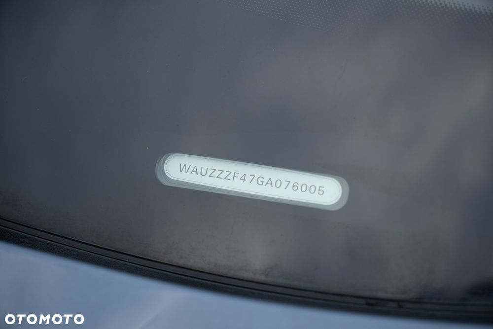 Audi A4 Avant 2.0 TDI S tronic - 33