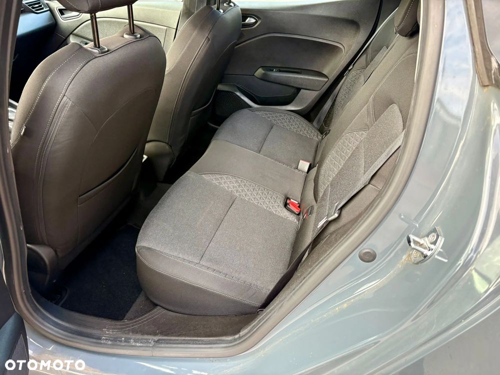 Renault Clio E-TECH 140 INTENS - 11