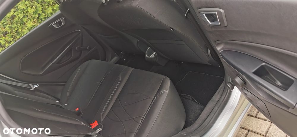 Ford Fiesta 1.25 Trend - 22