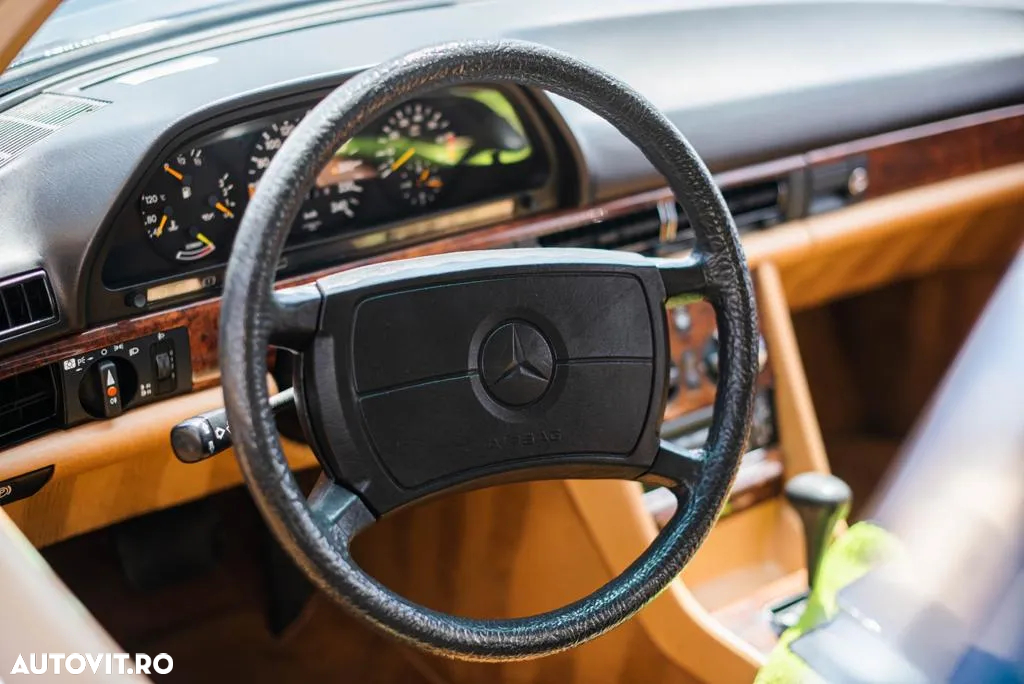 Mercedes-Benz W126 - 9