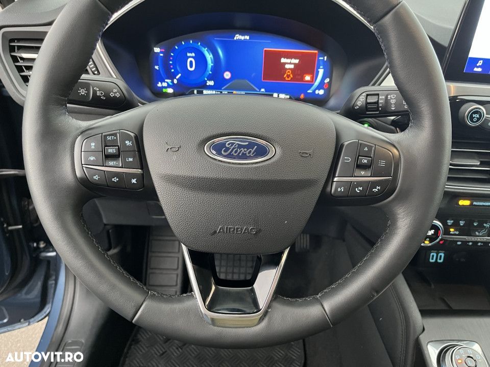 Ford Kuga - 13