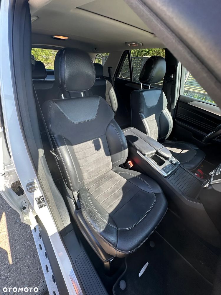 Mercedes-Benz ML 350 BlueTEC 4-Matic - 22
