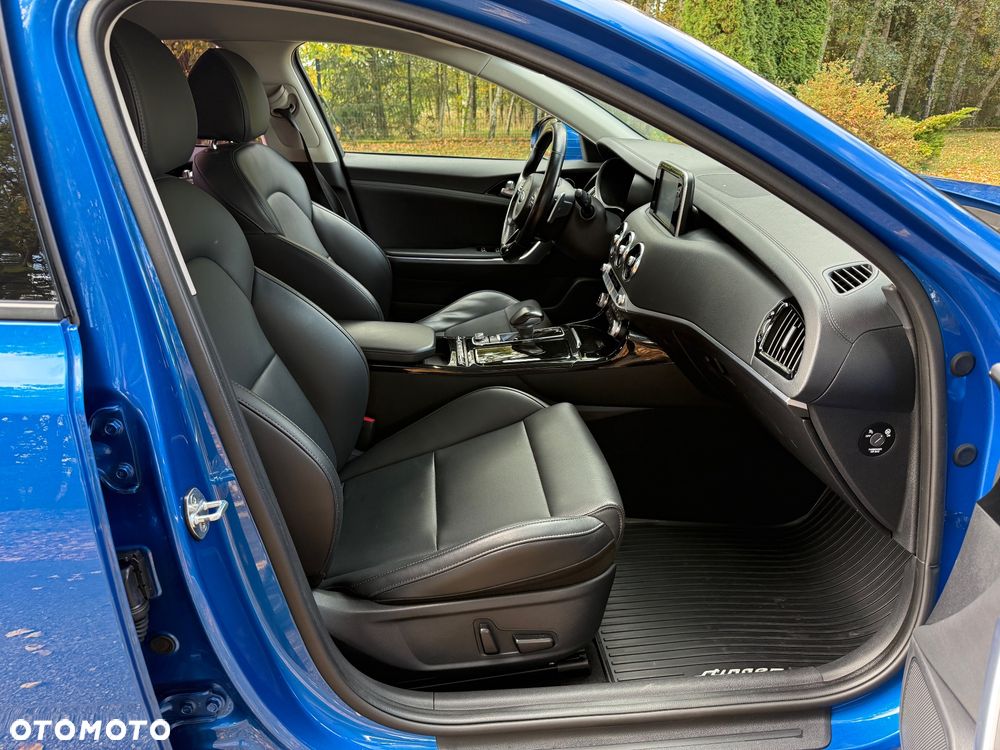 Kia Stinger 2.0 T-GDI XL - 11