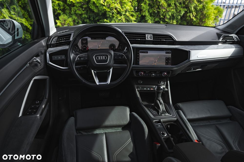 Audi Q3 - 21