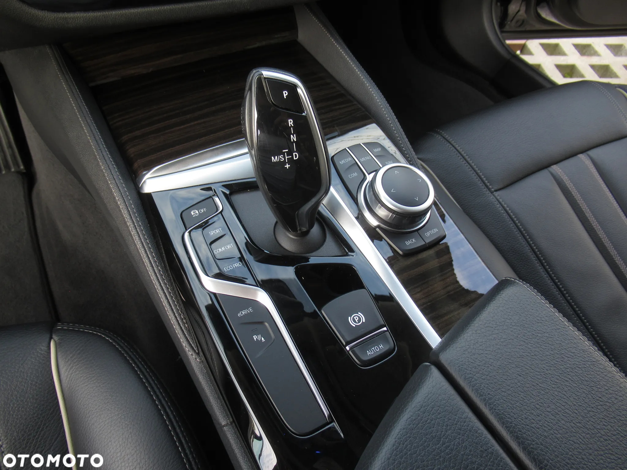 BMW Seria 5 - 16