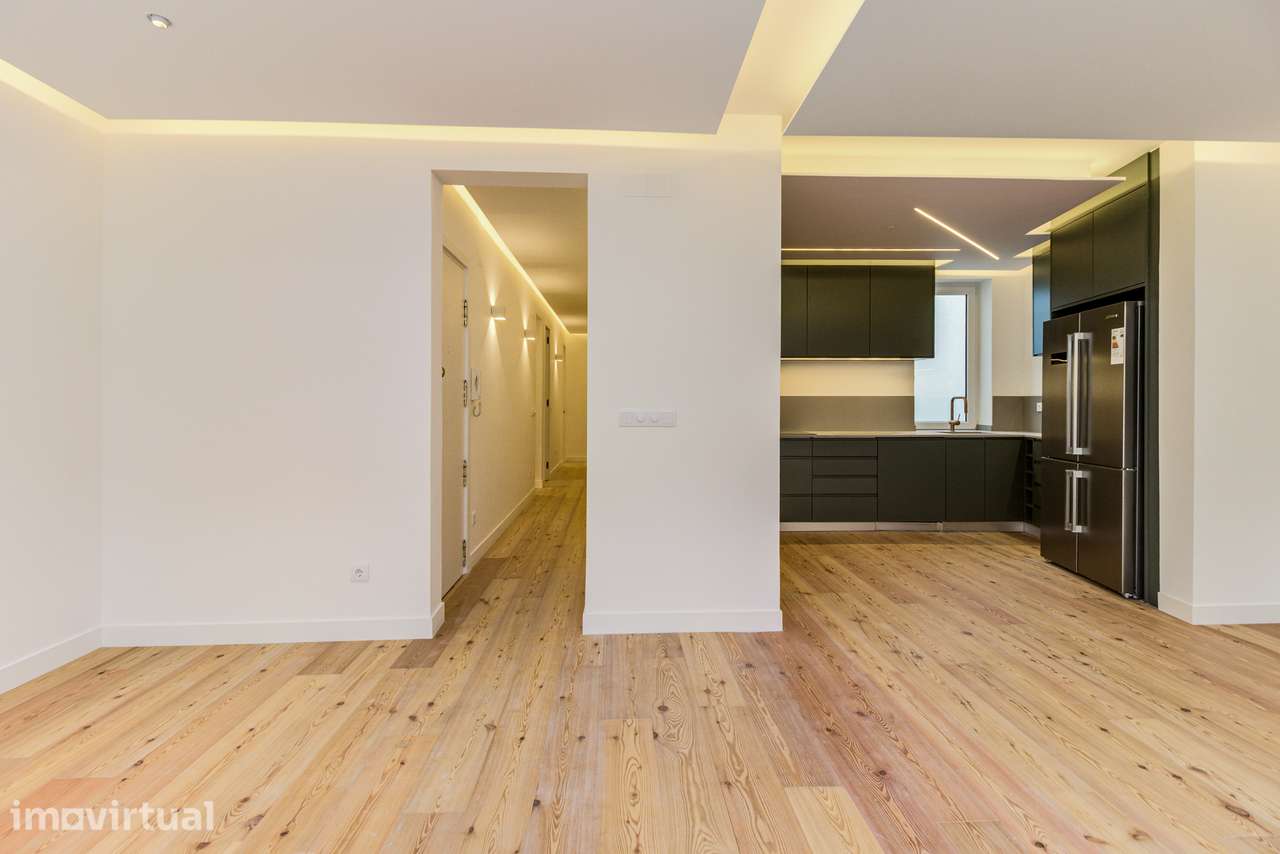 Apartamento Remodelado com 4 suites junto ao Jardim Constantino - Grande imagem: 3/49