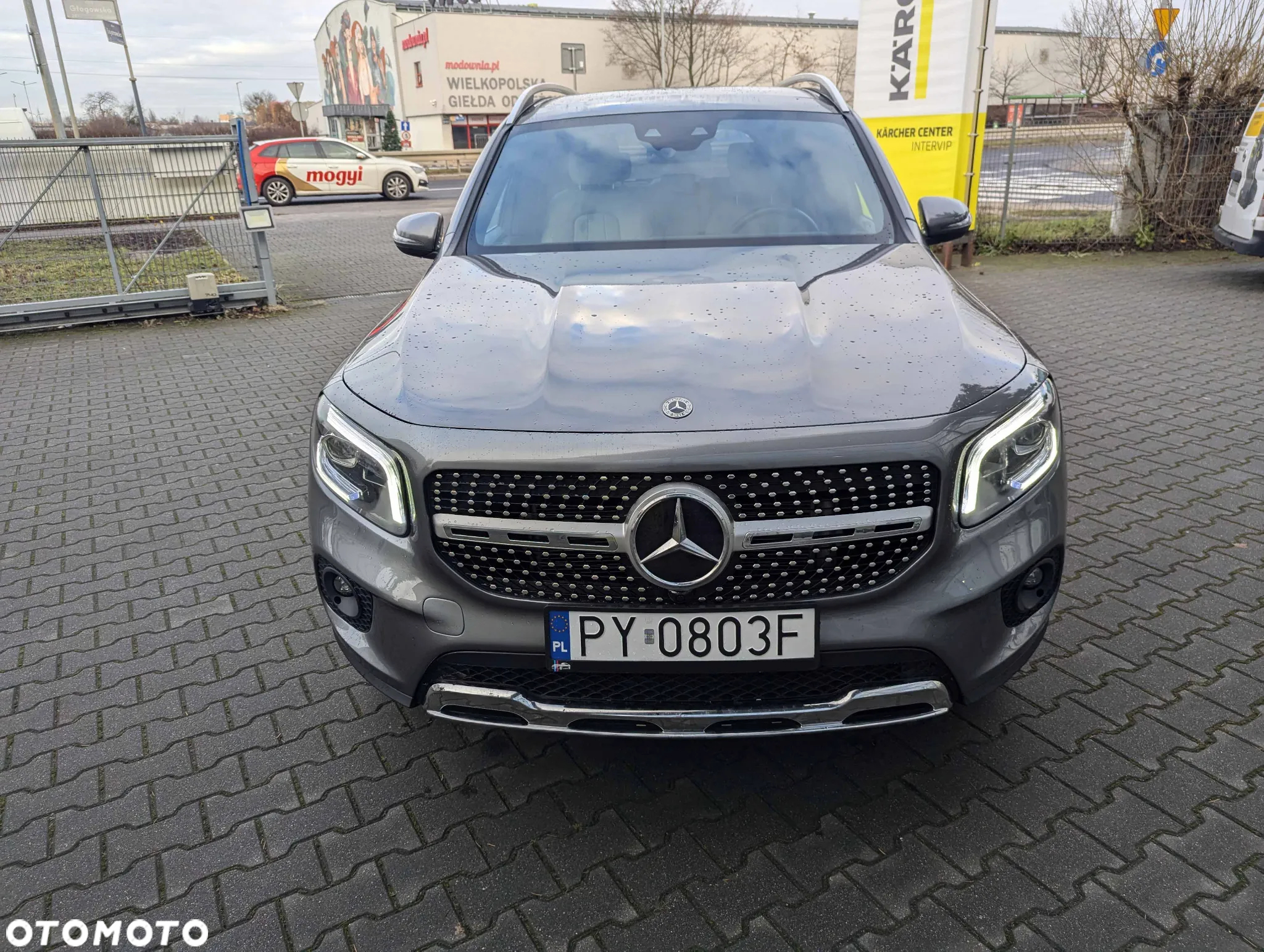 Mercedes-Benz GLB 250 4-Matic Progressive 8G-DCT