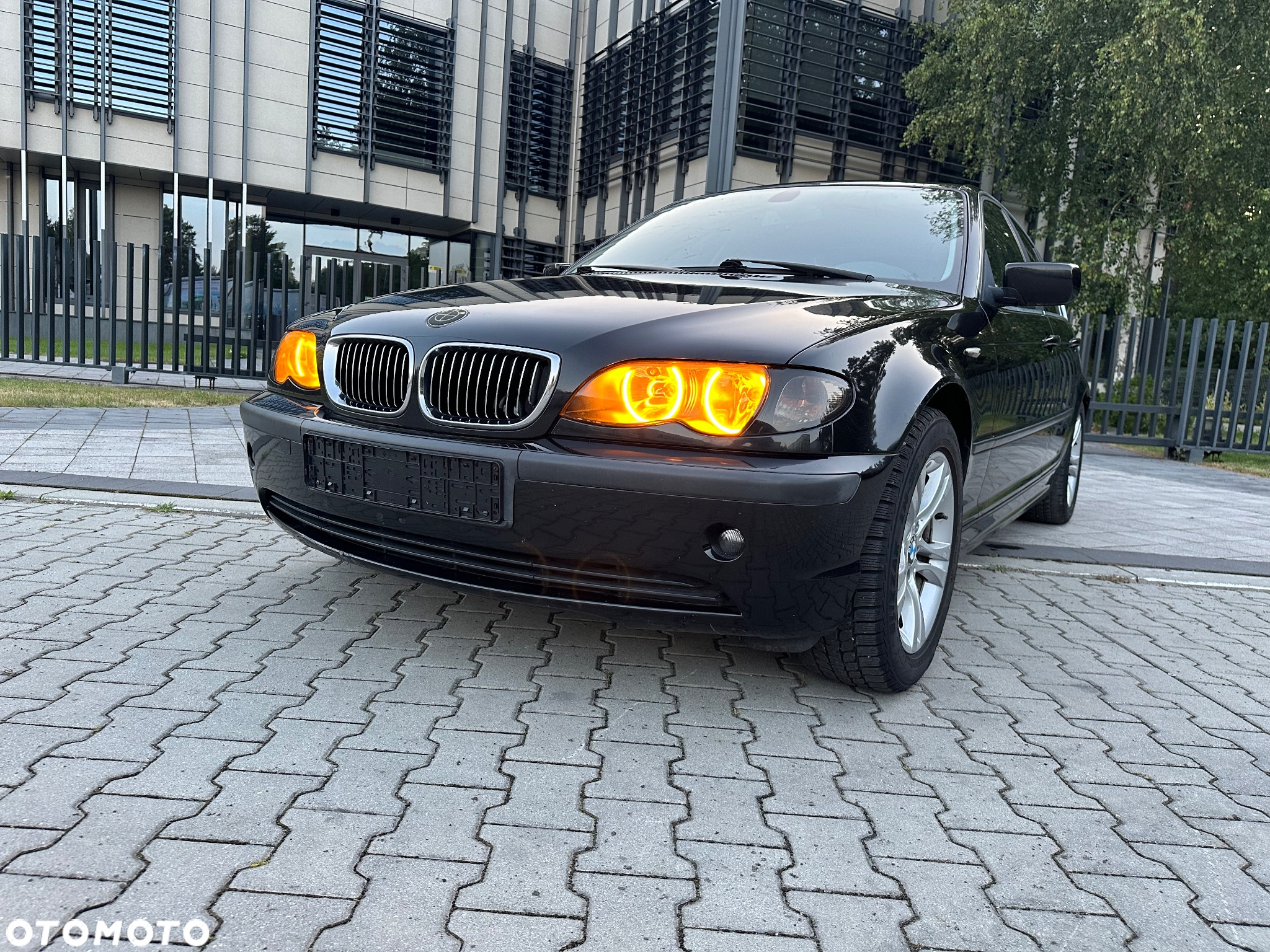 BMW Seria 3 325i - 22