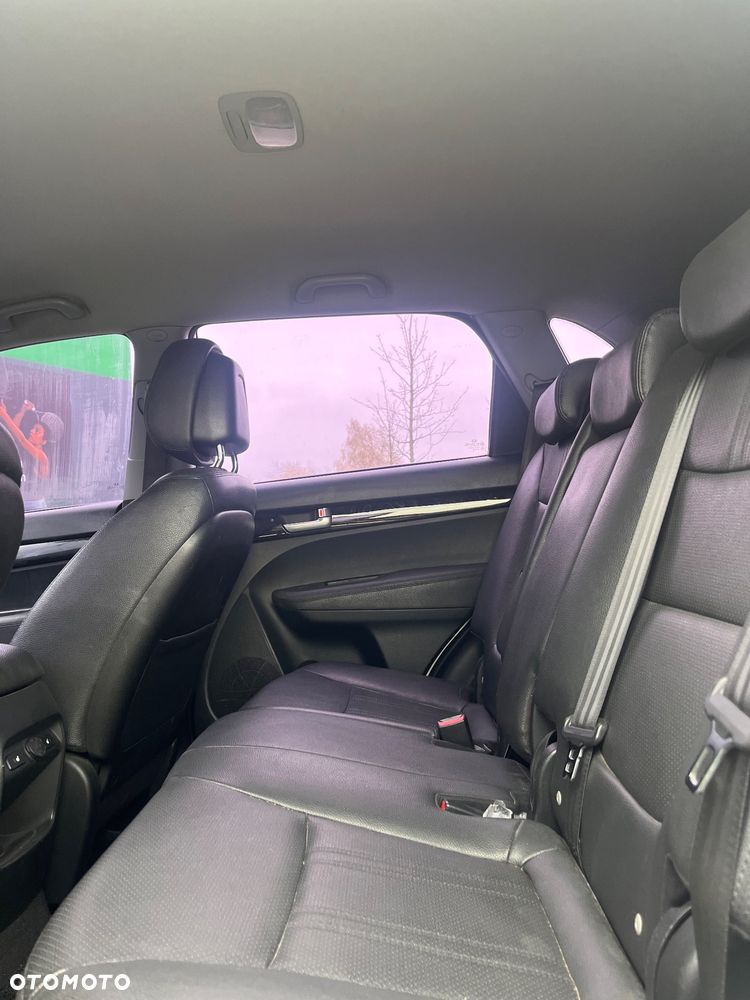 Kia Sorento - 11