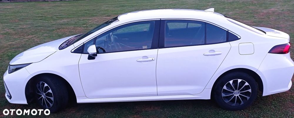 Toyota Corolla - 2