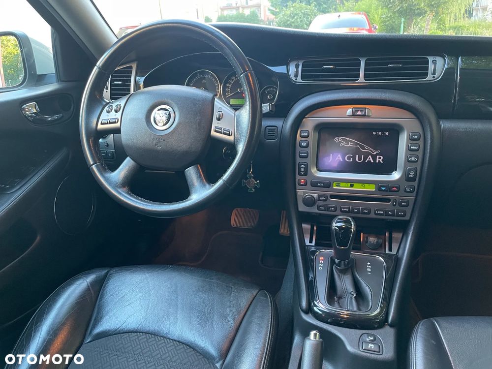 Jaguar X-Type - 19