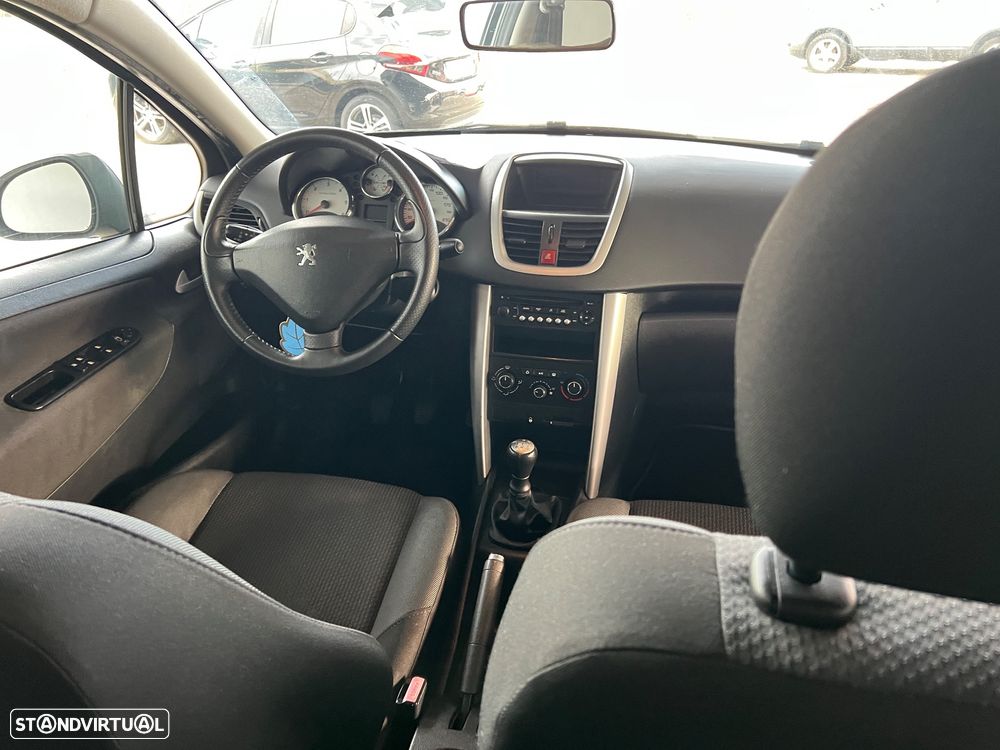 Peugeot 207 1.4 HDi Sport - 21