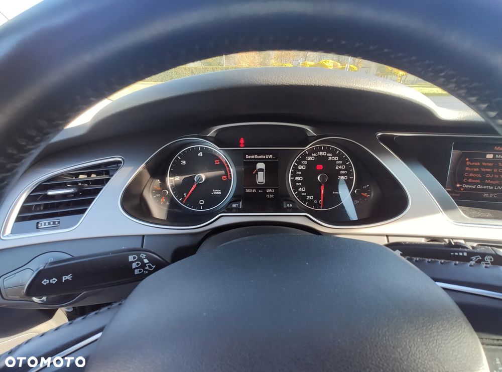 Audi A4 Avant 2.0 TDI 116g DPF Attraction - 24