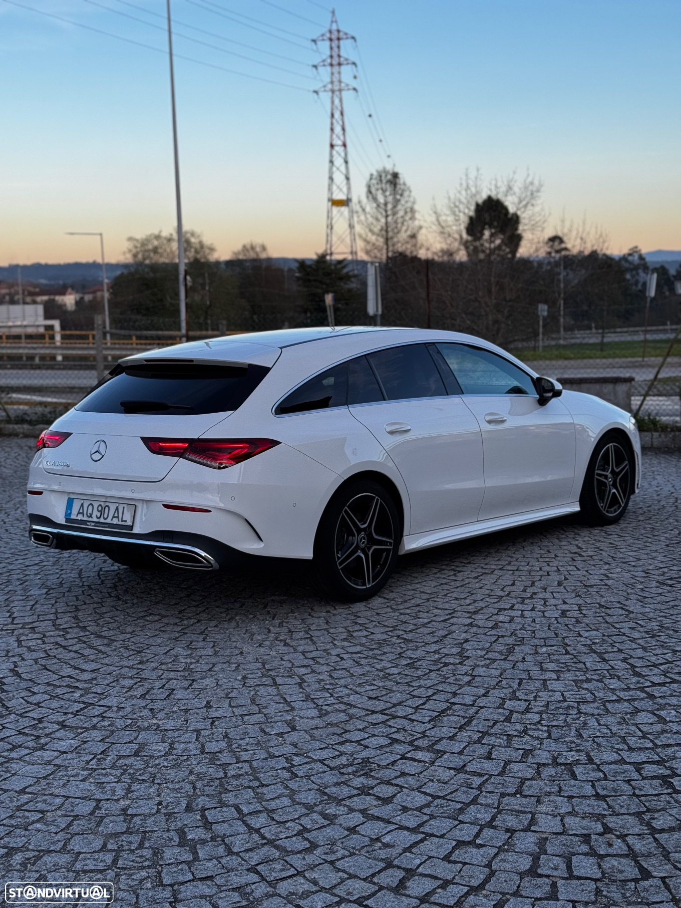 Mercedes-Benz CLA 180 d Shooting Brake AMG Line Aut. - 3
