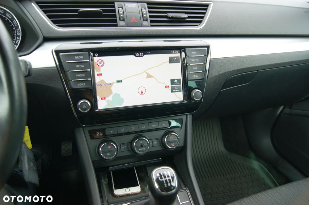 Skoda Superb 2.0 TDI Ambition - 11