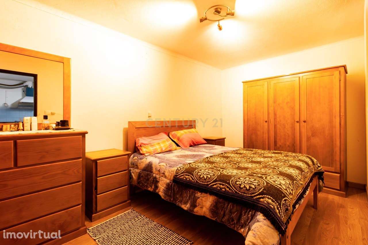 Conjunto de 3 Imóveis para Venda – Vieira de Leiria - Grande imagem: 4/37