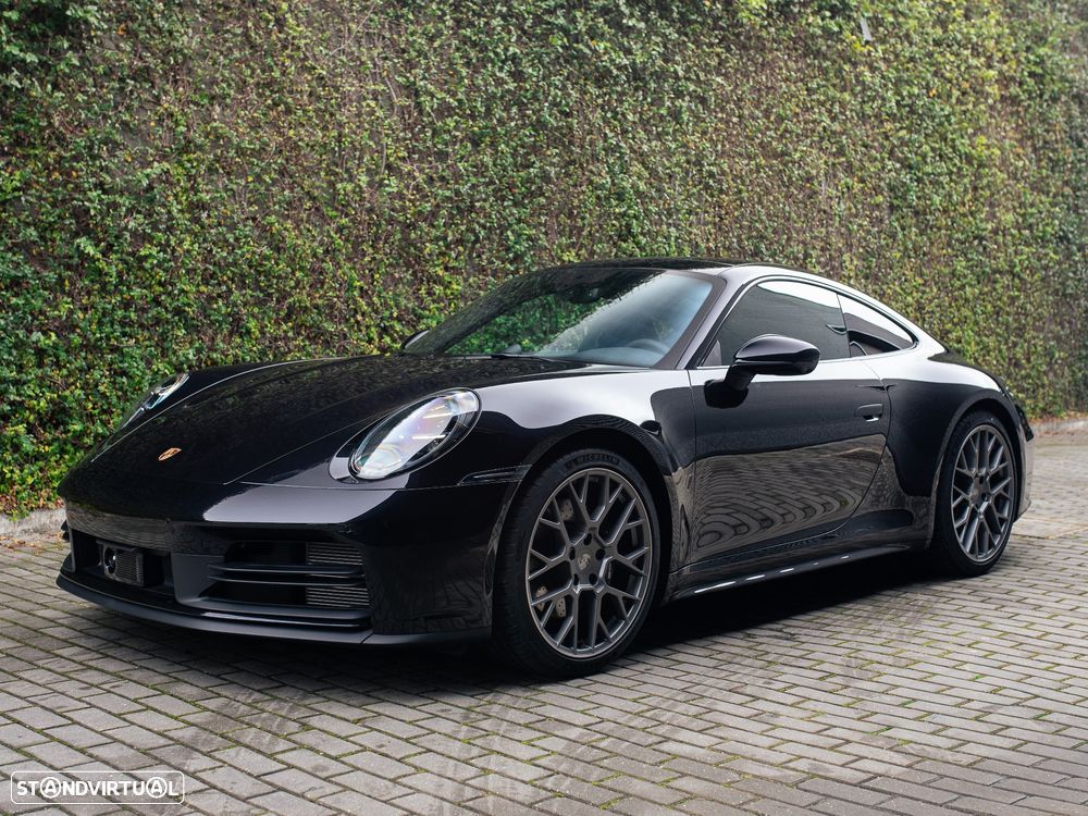 Porsche 911 (992) - 4