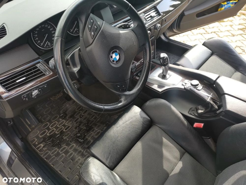 BMW Seria 5 520d - 10