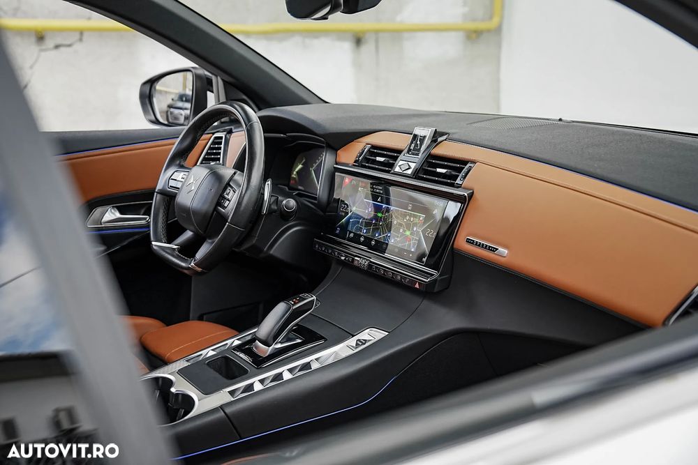 DS Automobiles DS 7 Crossback 1.6 PHeV FWD 225 EAT8 OPERA - 12