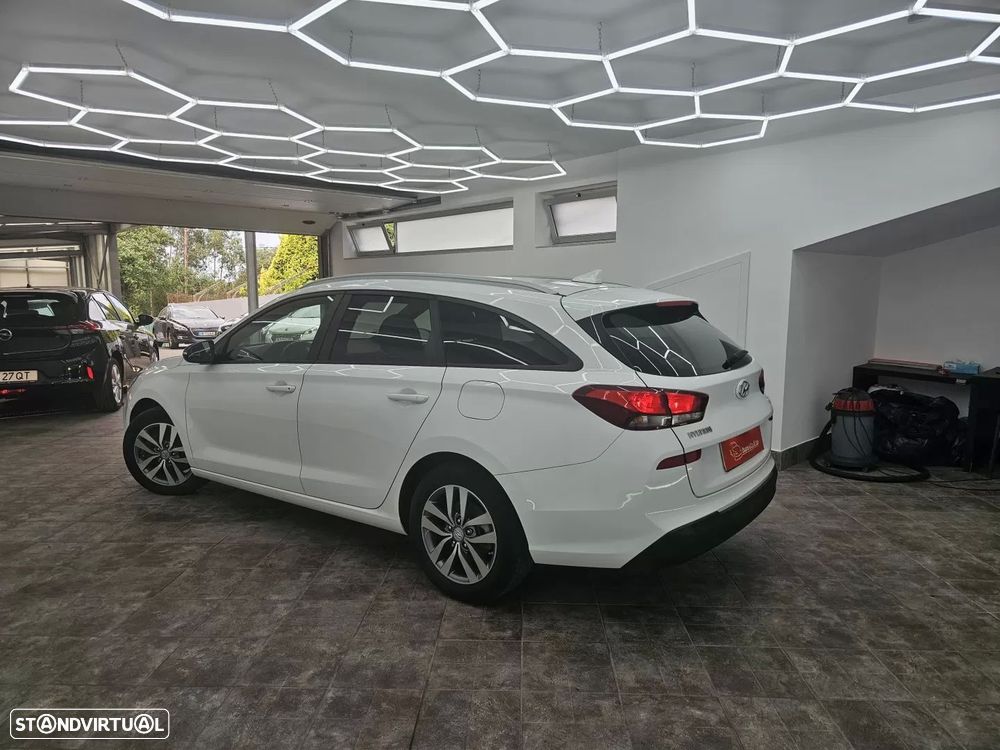 Hyundai i30 SW 1.0 T-GDi Comfort+Navi - 4