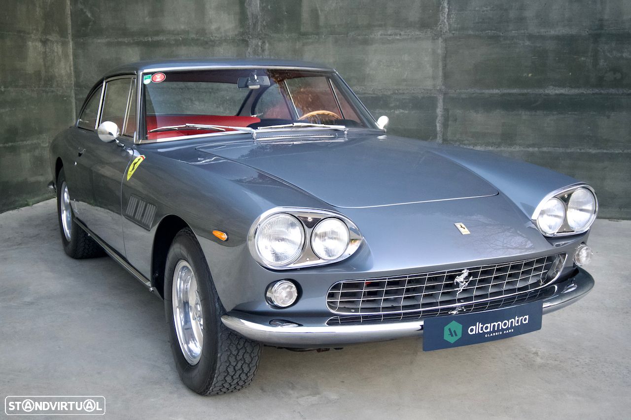 Ferrari 330 - 1