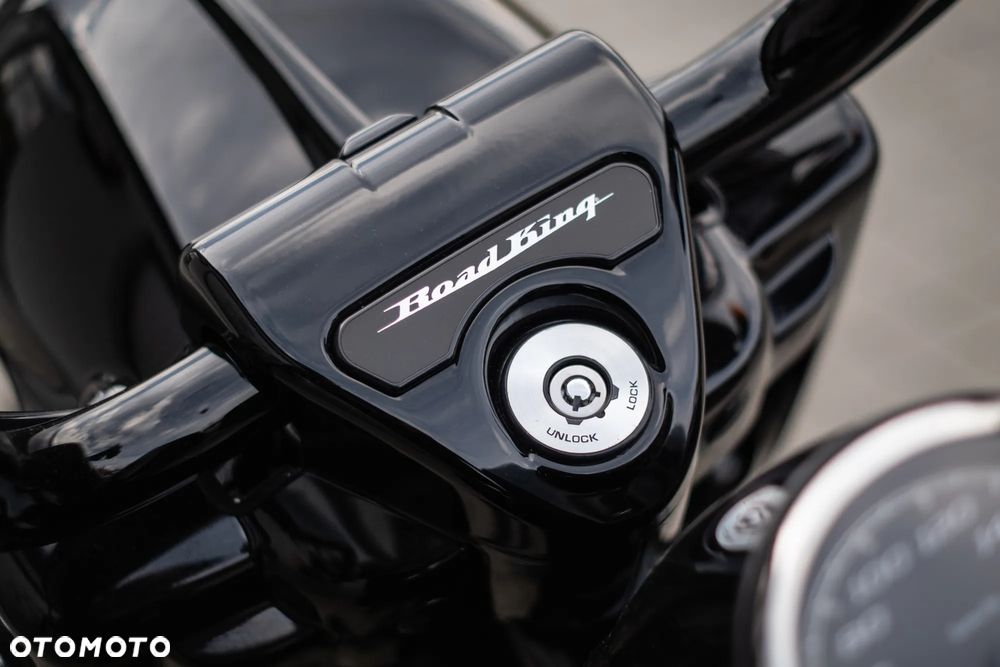 Harley-Davidson Touring Road King - 13