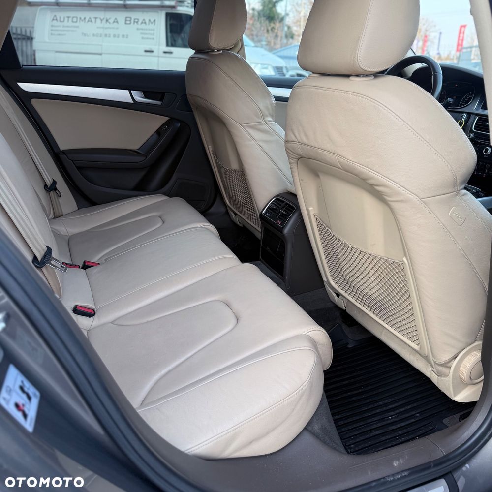 Audi A4 Avant 2.0 TFSI Flexible Fuel Quattro - 11