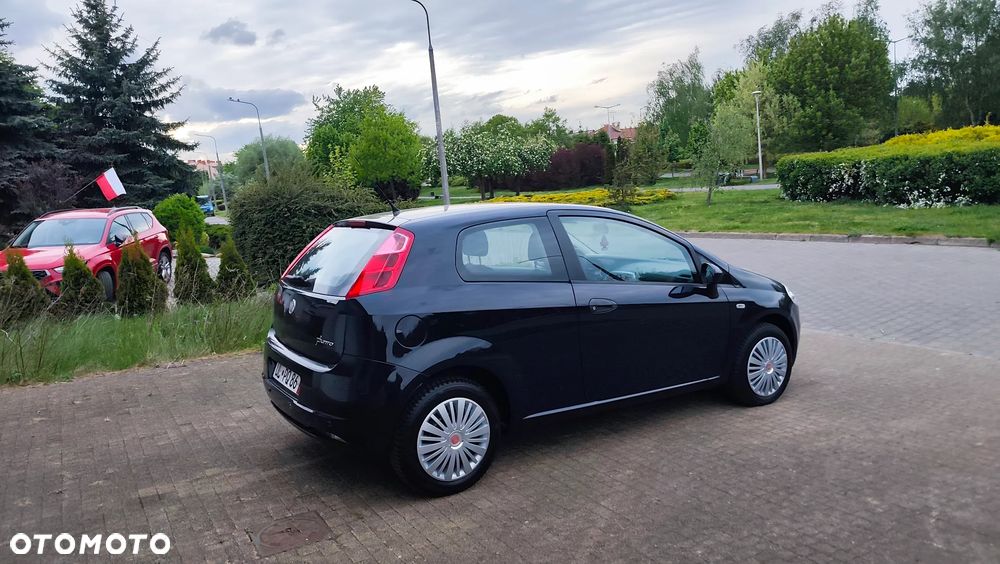 Fiat Grande Punto 1.4 8V Dualogic Active - 17