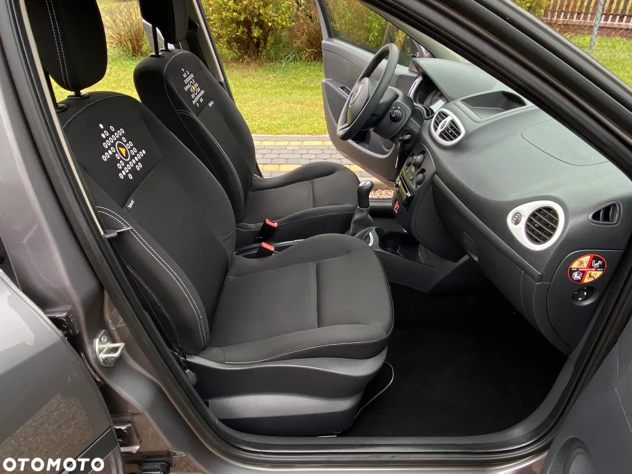 Renault Clio 1.2 16V 75 Dynamique - 31