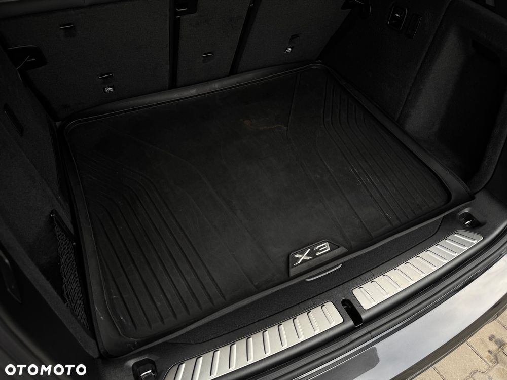 BMW X3 xDrive20i xLine sport - 28