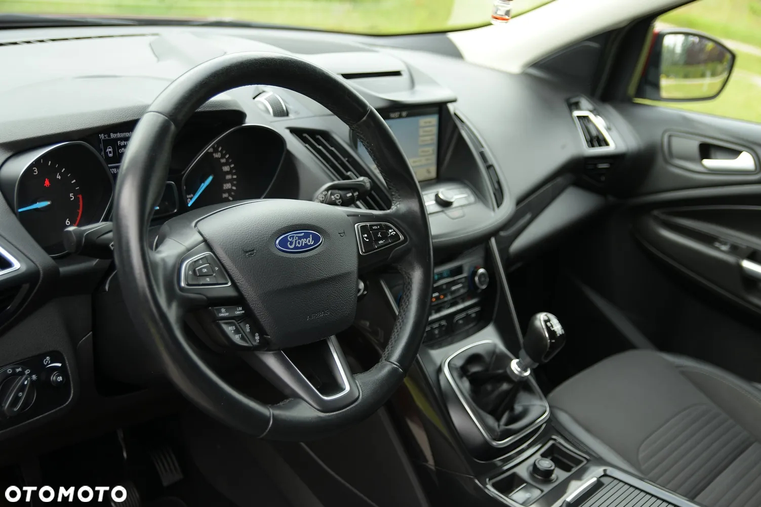 Ford Kuga 2.0 TDCi 4WD Titanium Plus - 27