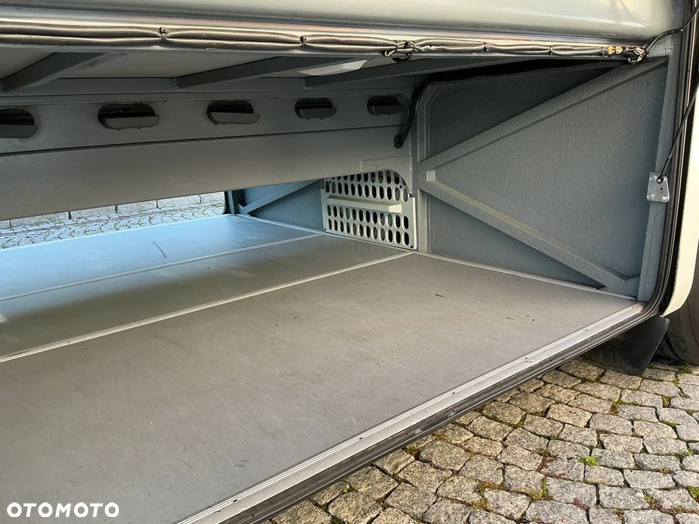 Mercedes-Benz INTOURO m - 10