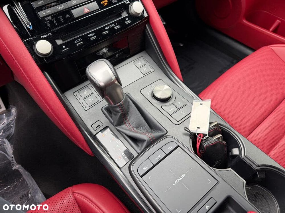 Lexus IS - 23