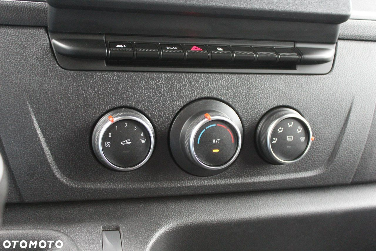 Renault Master - 15
