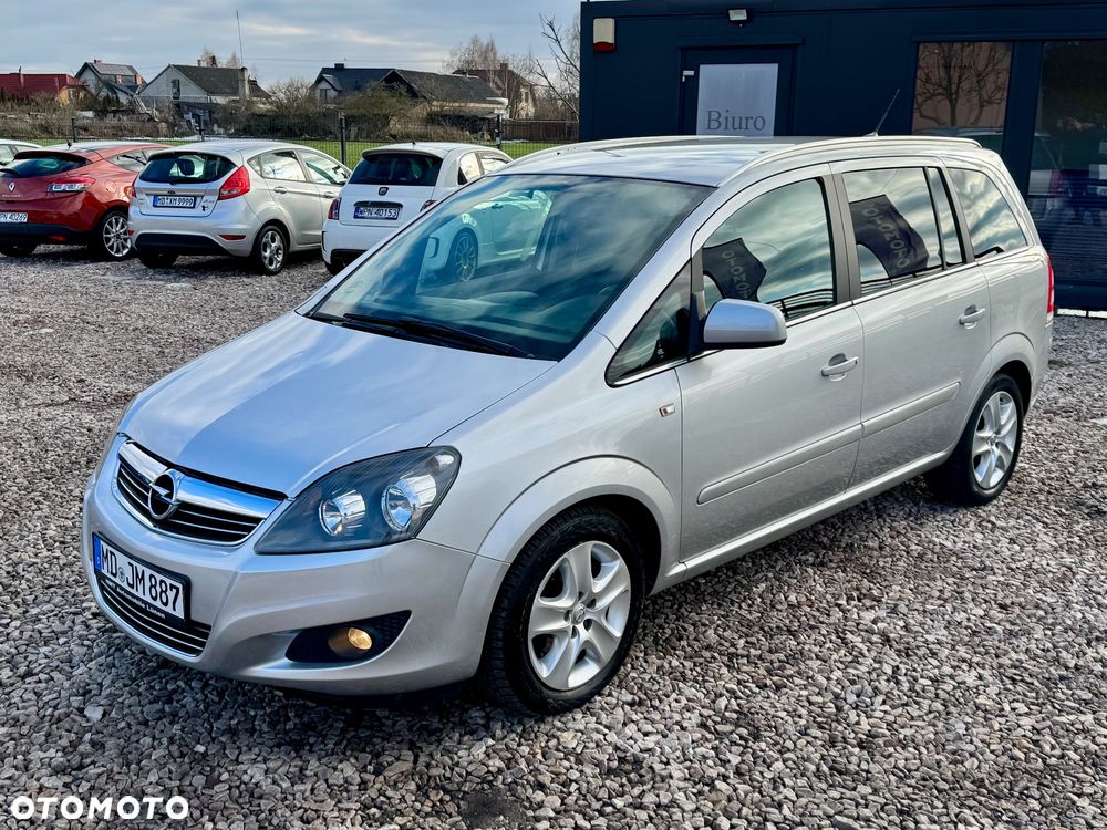 Opel Zafira - 18