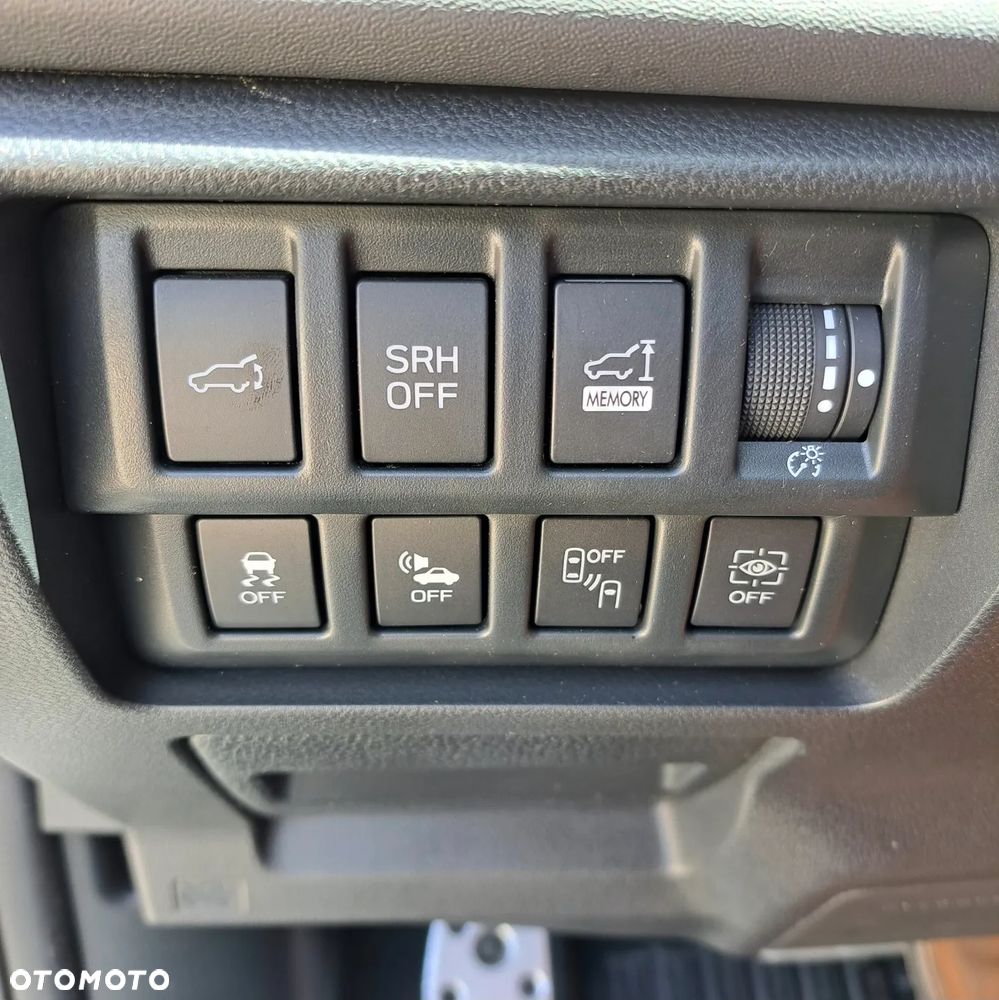 Subaru Forester 2.0 i Platinum (EyeSight) Lineartronic - 15