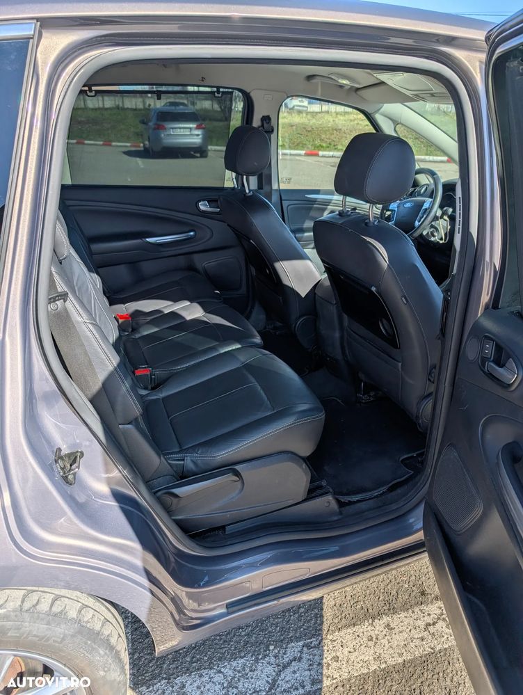 Ford S-Max 2.0 TDCi DPF Titanium - 12